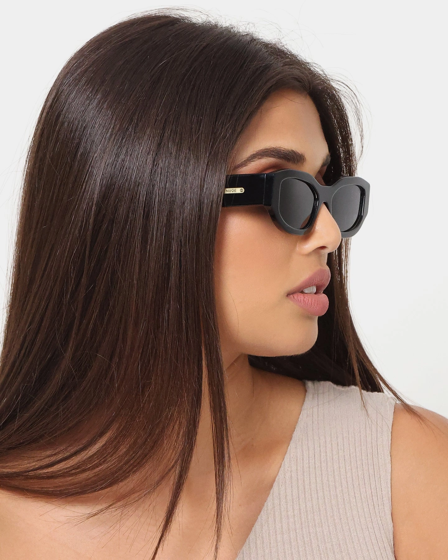 NUQE Road Runner Sunglasses Black/Gold